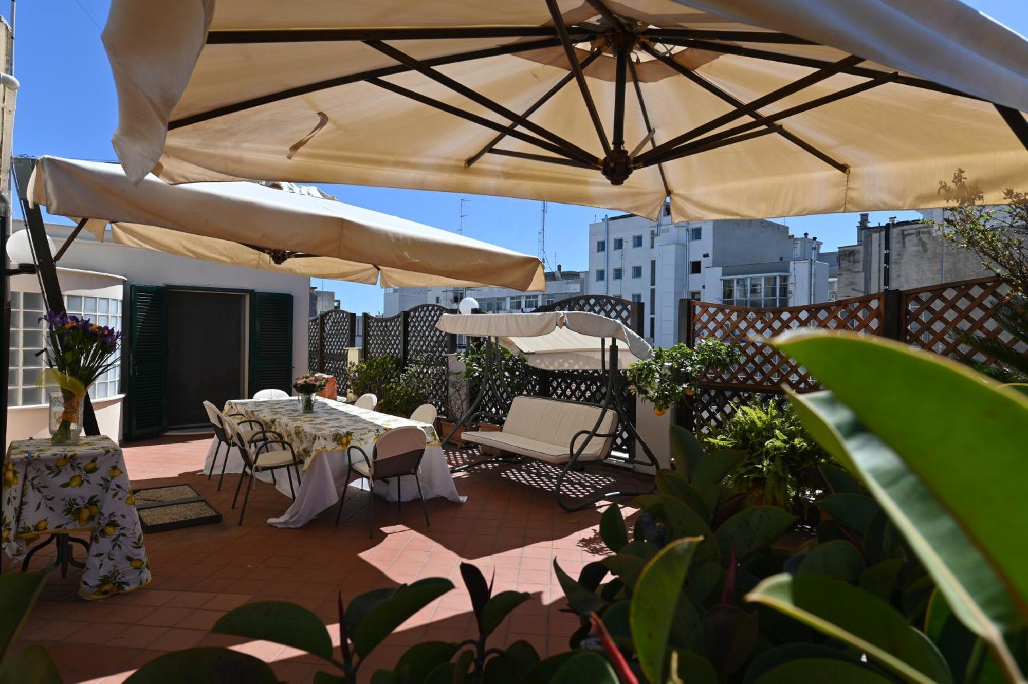 Апартаменти Terrazza128 Барі Екстер'єр фото